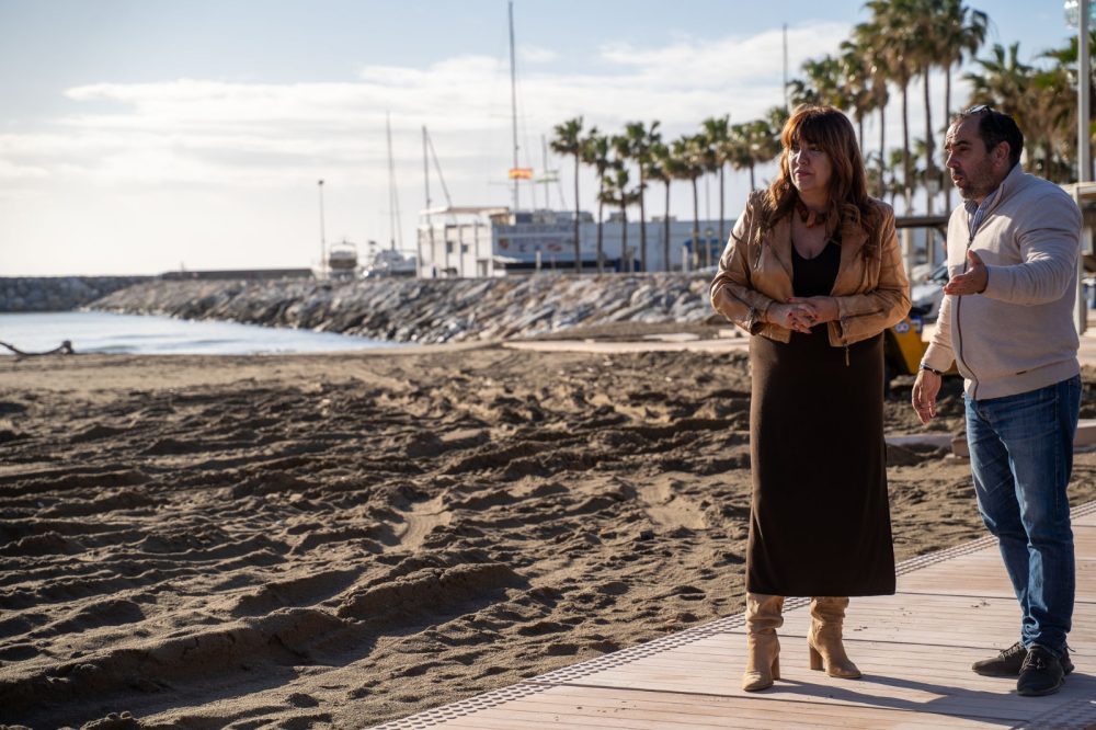Avanza a buen ritmo la instalación de las nuevas pasarelas en las playas de Benalmádena - WhatsApp Image 2025 03 21 at 13.30.37 2 Avanza a buen ritmo la instalación de las nuevas pasarelas en las playas de Benalmádena - WhatsApp Image 2025 03 21 at 13.30.37 2
