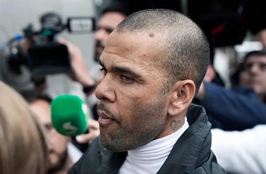 Dani Alves es absuelto por el Tribunal Superior de Cataluña del delito de agresión sexual - portada 5 Dani Alves es absuelto por el Tribunal Superior de Cataluña del delito de agresión sexual - portada 5