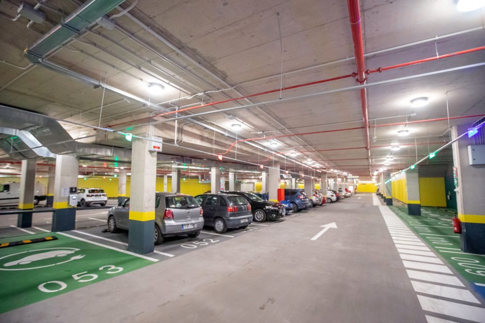 El Ayuntamiento de Estepona propone incorporar tres parkings privados a su red pública por un euro al día - 051 DI2A1143 El Ayuntamiento de Estepona propone incorporar tres parkings privados a su red pública por un euro al día - 051 DI2A1143