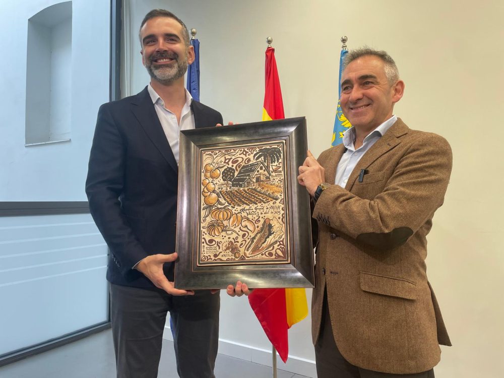Andalucía y Valencia exigen al Gobierno mayor protección frente a los aranceles de Donald Trump - 250404 REUNION CONSEJEROS ANDALUCIA Y VALENCIA 1 Andalucía y Valencia exigen al Gobierno mayor protección frente a los aranceles de Donald Trump - 250404 REUNION CONSEJEROS ANDALUCIA Y VALENCIA 1