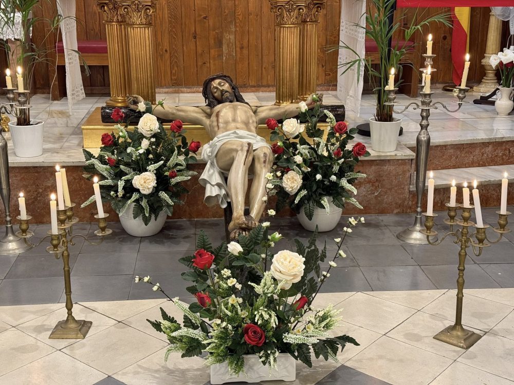La lluvia impide la salida del Cristo de la Buena Muerte este Miércoles Santo en Casares - 491271846 1273355308128422 4944476594970999106 n La lluvia impide la salida del Cristo de la Buena Muerte este Miércoles Santo en Casares