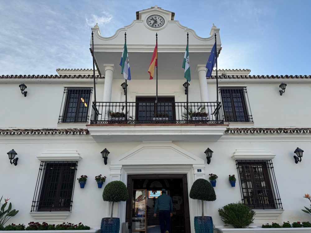 Mijas afronta el paso definitivo para poder recibir sus 96 urbanizaciones históricas