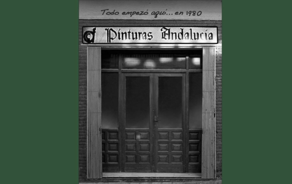 Pinturas Andalucía: 45 años pintando sueños desde Fuengirola - Captura de pantalla 2025 04 01 a las 18.31.42 Primera tienda de Pinturas Andalucía