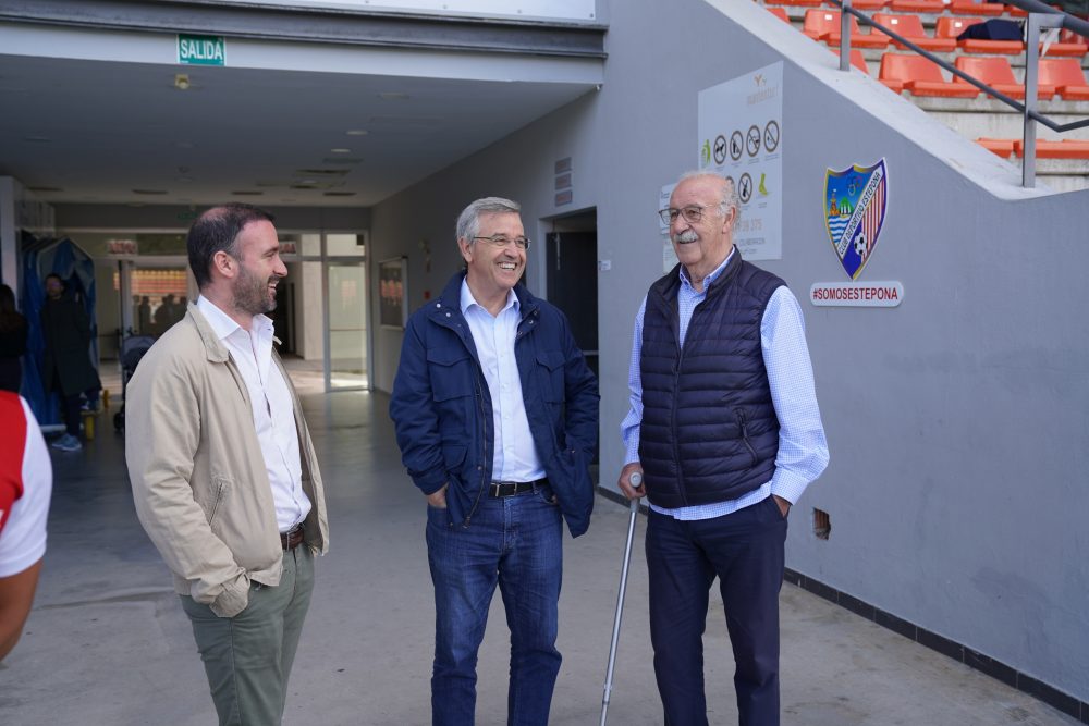 Vicente del Bosque imparte una masterclass a más de 100 niños en Estepona - DSC06457 Vicente del Bosque imparte una masterclass a más de 100 niños en Estepona - DSC06457