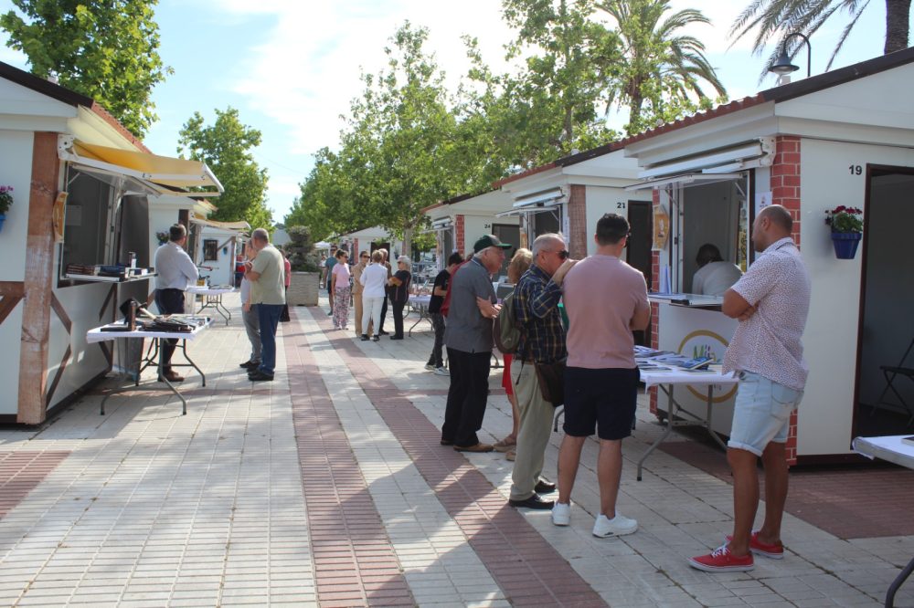 Mijas abre las páginas de su Feria del Libro del 24 al 27 de abril en el Parque de la Candelaria - Feria del libro 2024 1 Mijas abre las páginas de su Feria del Libro del 24 al 27 de abril en el Parque de la Candelaria - Feria del libro 2024 1