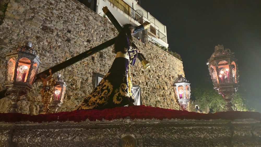 Nuestro Padre Jesús Nazareno y María Santísima del Mayor Dolor deslumbran en Marbella - Imagen de WhatsApp 2025 04 16 a las 22.22.53 e0695057 Nuestro Padre Jesús Nazareno y María Santísima del Mayor Dolor deslumbran en Marbella