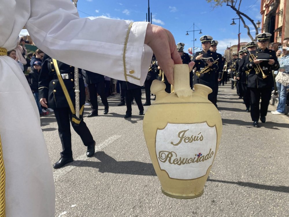 Jesucristo Resucitado recorre las calles de Fuengirola en un espléndido día - Resucitado Fuengirola Jesucristo Resucitado recorre las calles de Fuengirola en un espléndido día