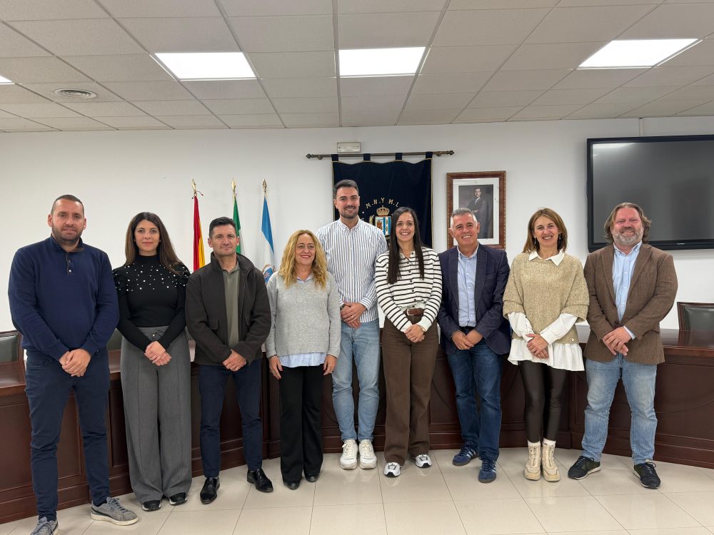 Compromiso Manilva e IU presentan la moción de censura por la "ineficacia" del gobierno del PP - WhatsApp Image 2025 04 15 at 13.01.49 Compromiso Manilva e IU presentan la moción de censura por la "ineficacia" del gobierno del PP - WhatsApp Image 2025 04 15 at 13.01.49