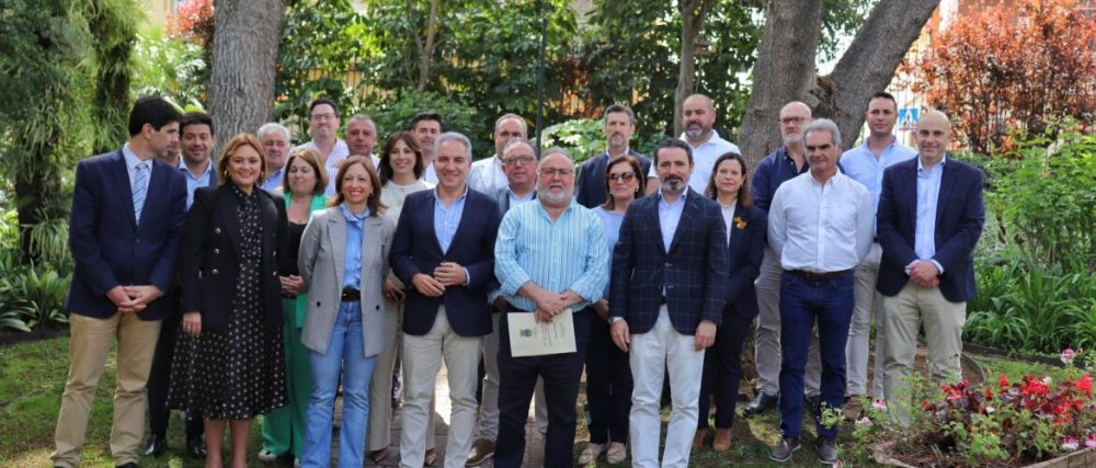 PP: "Sánchez y Montero ponen el pie en el cuello a los malagueños para que la provincia no levante cabeza” - WhatsApp Image 2025 04 25 at 14.33.28 1170x500 1 PP: "Sánchez y Montero ponen el pie en el cuello a los malagueños para que la provincia no levante cabeza” - WhatsApp Image 2025 04 25 at 14.33.28 1170x500 1
