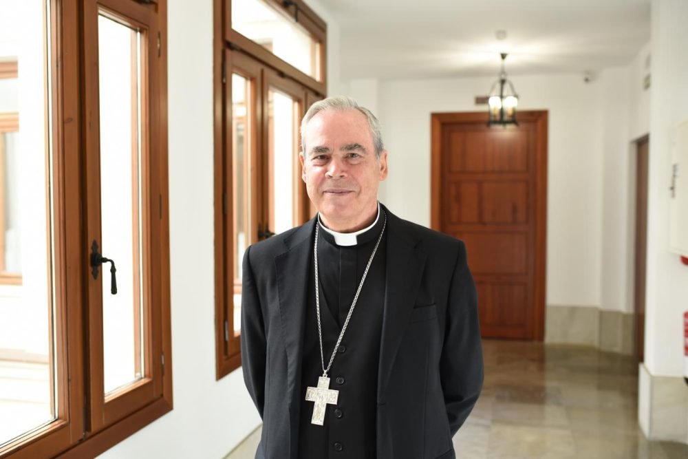 El obispo de Málaga, Jesús Catalá, en la UCI tras ser intervenido de la próstata - articulos 266039 El obispo de Málaga, Jesús Catalá, en la UCI tras ser intervenido de la próstata - articulos 266039