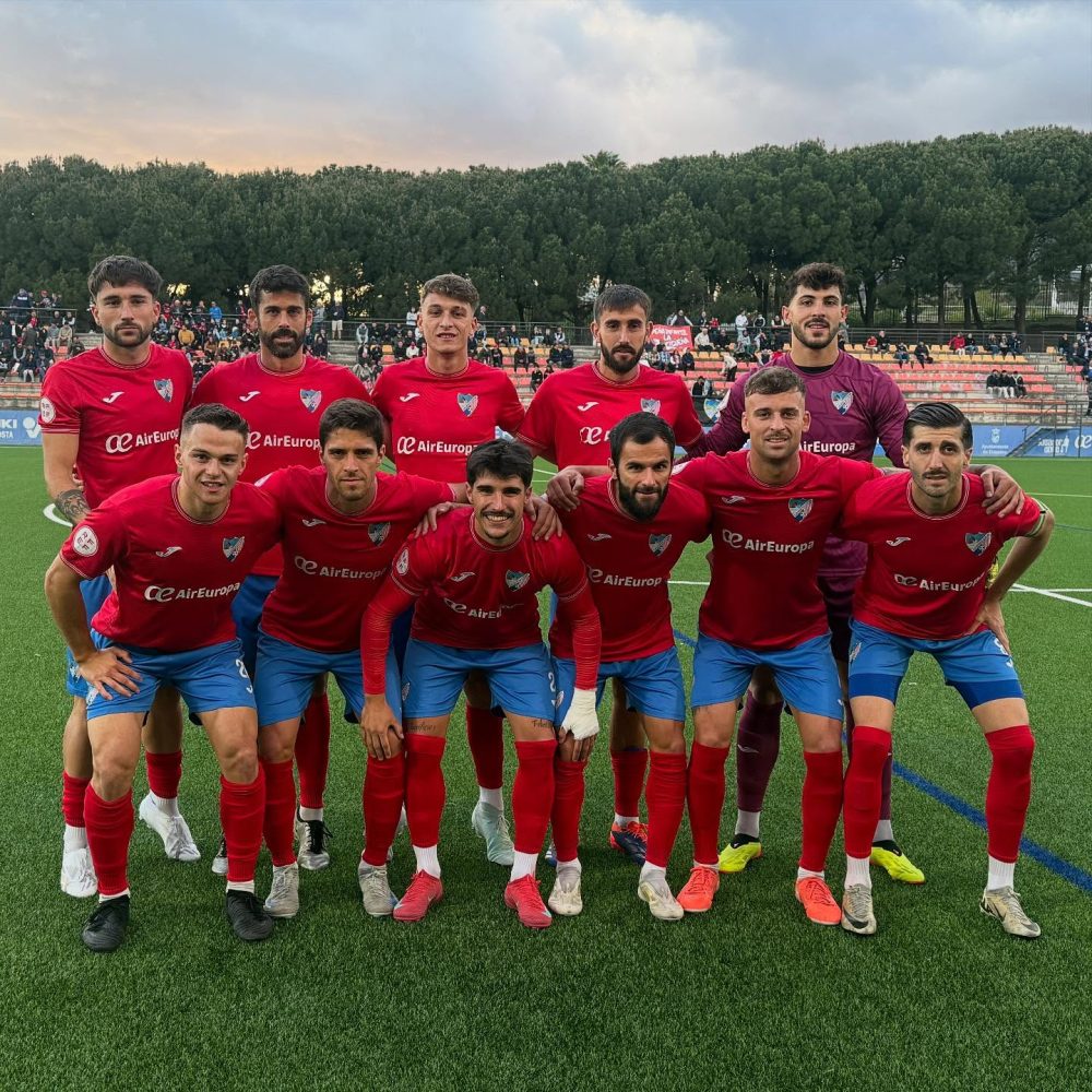 Victoria del CD Estepona ante un buen San Fernando (2-0)