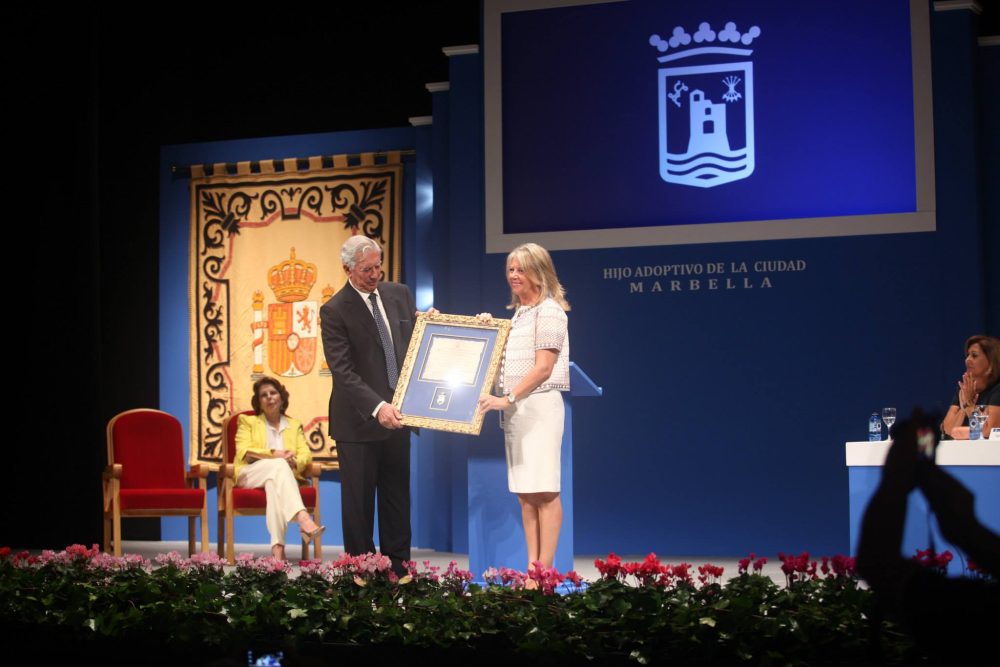 Marbella decreta dos días de luto oficial por el fallecimiento de Mario Vargas Llosa - img 765 Marbella decreta dos días de luto oficial por el fallecimiento de Mario Vargas Llosa - img 765