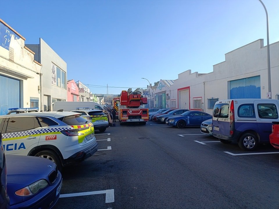 Sofocado un incendio en una nave del polígono industrial de Estepona - incendio poligono Sofocado un incendio en una nave del polígono industrial de Estepona - incendio poligono
