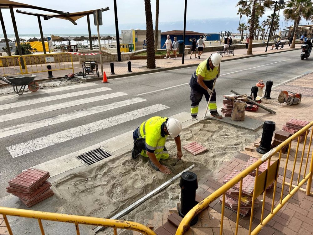 Fuengirola suma tres nuevos pasos elevados en el paseo marítimo para reducir la velocidad de la circulación - Fuengirola paseo maritimo Fuengirola suma tres nuevos pasos elevados en el paseo marítimo para reducir la velocidad de la circulación - Fuengirola paseo maritimo