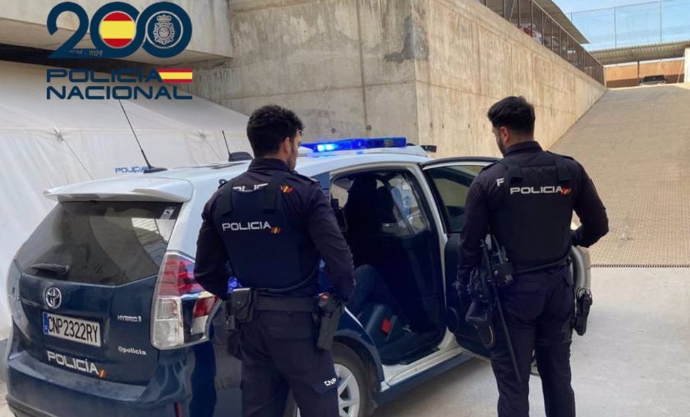 Recuperan 25 vehículos robados de alta gama valorados en casi dos millones de euros - Policia recorte Recuperan 25 vehículos robados de alta gama valorados en casi dos millones de euros - Policia recorte