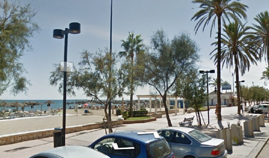 Muere un hombre ahogado en una playa de Fuengirola - playa fuengirola Paseo marítimo de Fuengirola