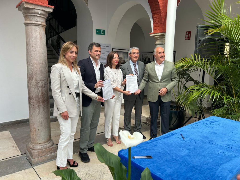 El PP de Málaga y Cádiz reclaman al Gobierno Central el desbloqueo del tren litoral y rebajas en el peaje de la AP-7 - pp malaga cadiz El Partido Popular de Málaga y Cádiz reclama inversiones urgentes para el Eje Mediterráneo andaluz