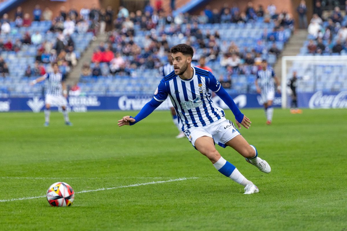 El Marbella FC anuncia su primer fichaje de la temporada: Visión, pase y experiencia - Luis Alcalde Nuevo Fichaje Marbella Luis Alcalde Nuevo Fichaje Marbella