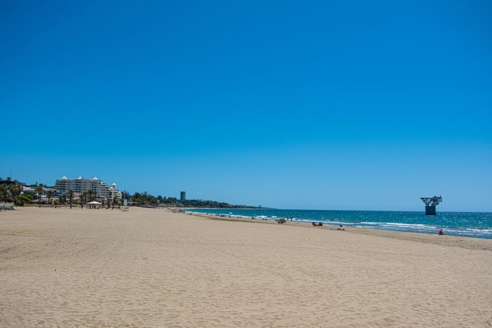 Todo lo que puedes (y no puedes) hacer en San Juan en Marbella: hogueras, música y horarios - Playa del Cable 12 Todo lo que puedes (y no puedes) hacer en San Juan en Marbella: hogueras, música y horarios - Playa del Cable 12