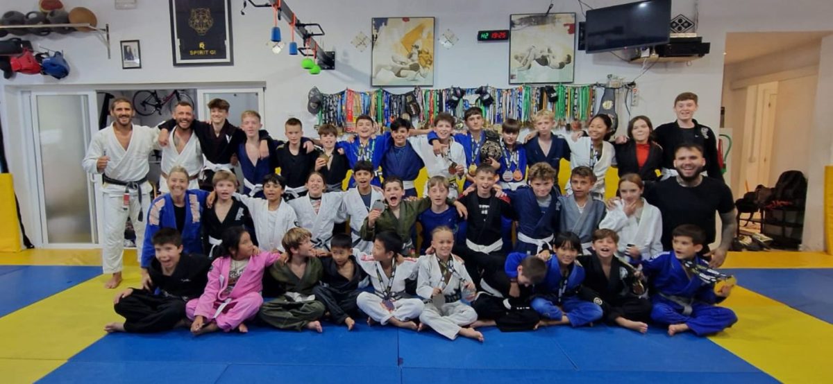El Leo Galati Team brilla en la Kimura Cup de Torremolinos: cinco medallas y un cinturón nacional - equipo de Leo Galati BJJ MMA MARBELLA Equipo de Leo Galati BJJ & MMA MARBELLA