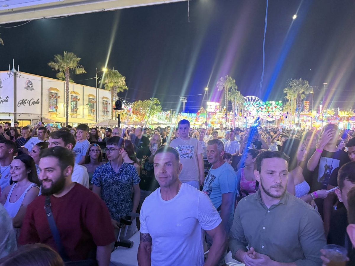 Estepona celebra el Día de los Mayores con flamenco, sevillanas y paseo en coche de caballos - Feria Estepona 2025 Miercoles Feria Estepona 2025 Miércoles