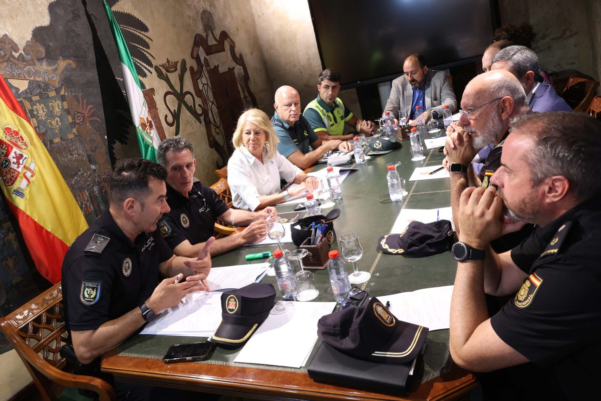 Marbella refuerza la coordinación policial para el verano ante el aumento de los ciberdelitos - Junta Local Seguridad Marbella Junta Local Seguridad Marbella