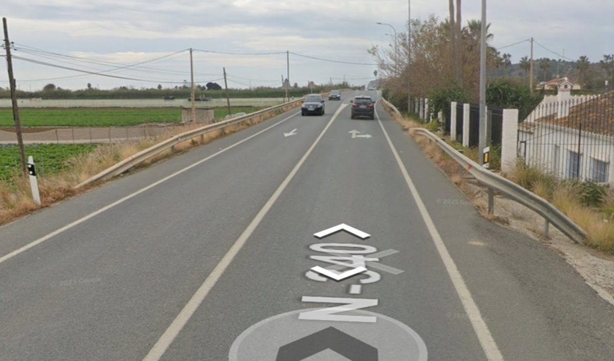 Un fallecido tras la colisión de un coche y una moto en la N-340 en Vélez-Málaga - Lugar accidente Lugar donde ha ocurrido el accidente.