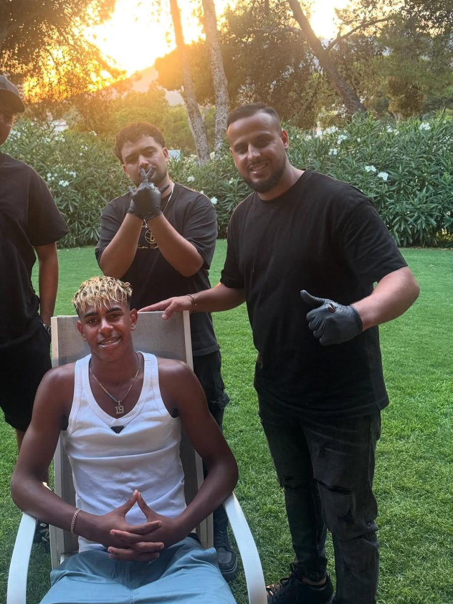 El barbero marbellí que ha cortado el pelo a Lamine Yamal: así es Rafa, el estilista de las estrellas - lamine yamal peluqueria marbella rafa El barbero marbellí que ha cortado el pelo a Lamine Yamal: así es Rafa, el estilista de las estrellas - lamine yamal peluqueria marbella rafa