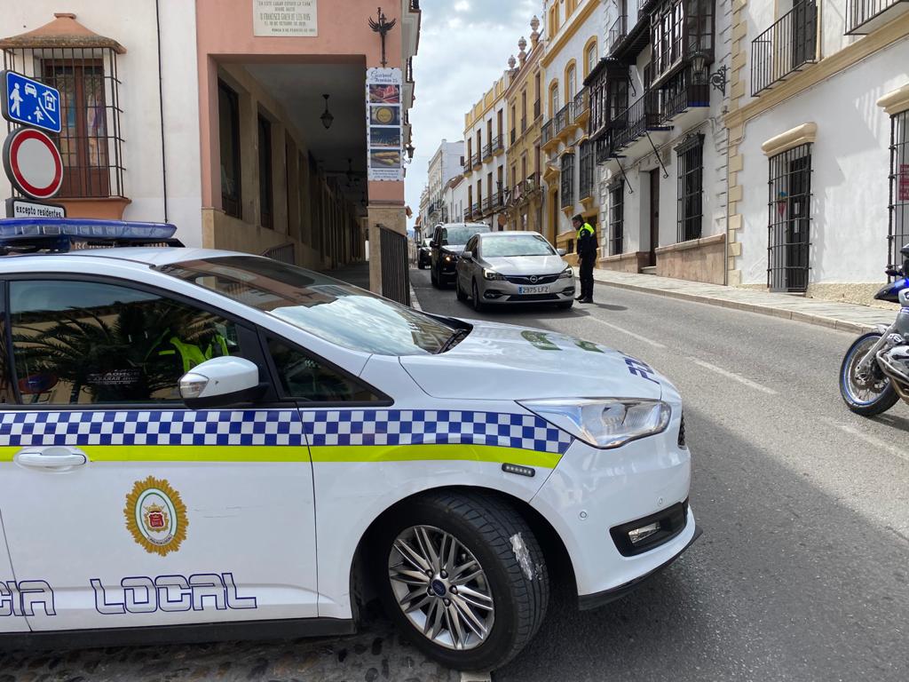Dos detenidos en Ronda: uno por robar en un comercio y otro por amenazar a agentes - policia local ronda policia local ronda