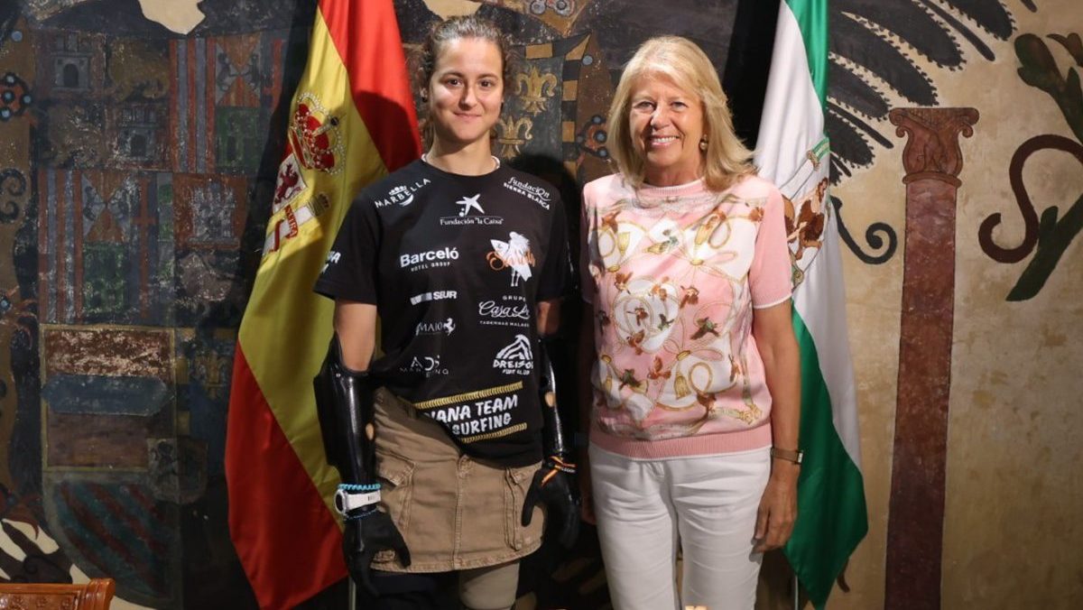 Sarah Almagro seguirá siendo embajadora de ‘Marca Marbella’: renueva su patrocinio hasta 2028 - sarah almagro angeles munoz e1752060080453 sarah almagro angeles muñoz