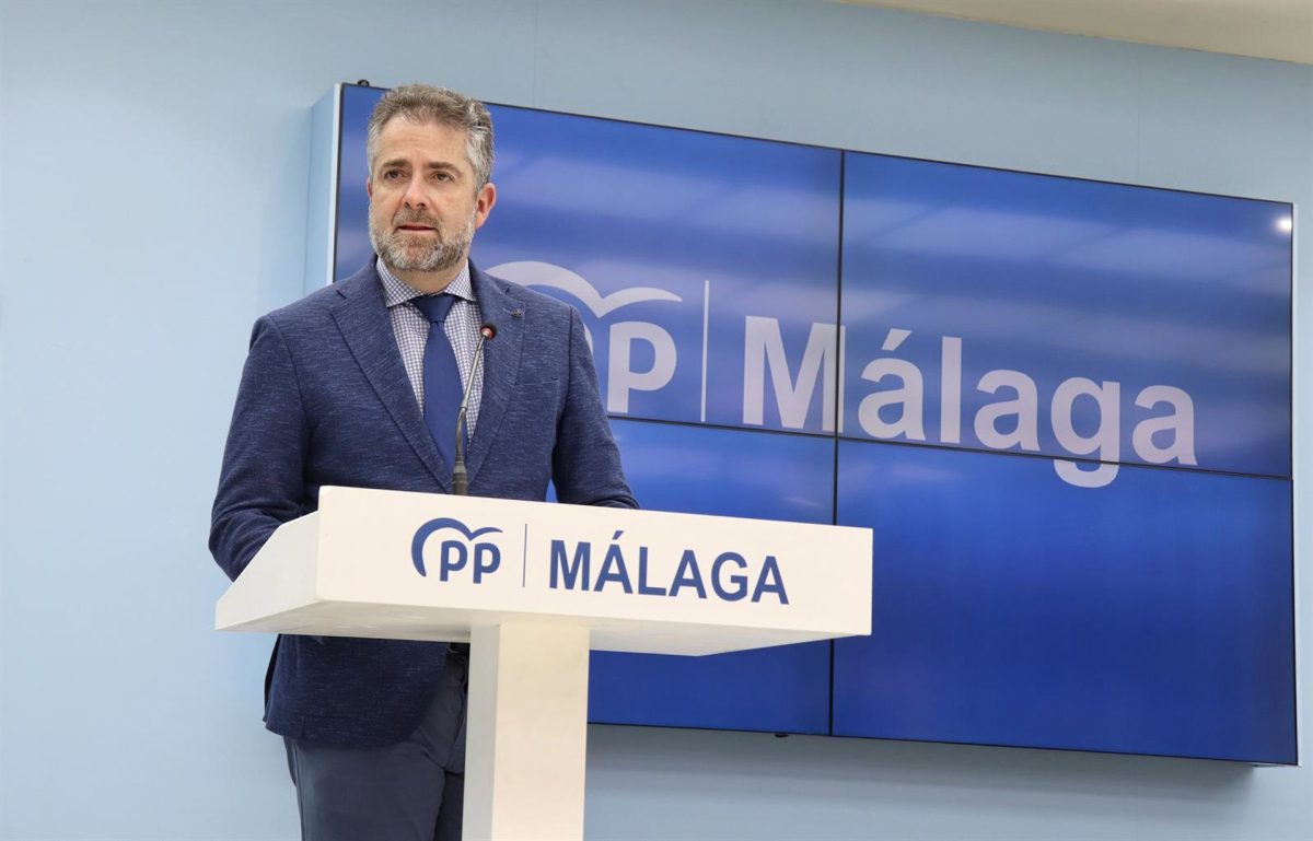 PP critica que Málaga "soporta un infierno fiscal" y exige "una rebaja de impuestos para familias y empresas" - Carlos Conde 1 El vicesecretario de Málaga Productiva y coordinador del Observatorio Económico y de Precios del PP de Málaga, Carlos Conde, en una imagen de archivo