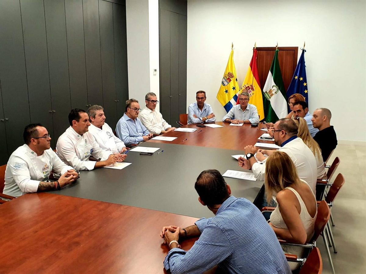 La Fiesta del Boquerón Victoriano ampliará su calendario anual de difusión con apoyo de una decena de entidades - Fiesta Boqueron Victoriano Reunión preparatoria