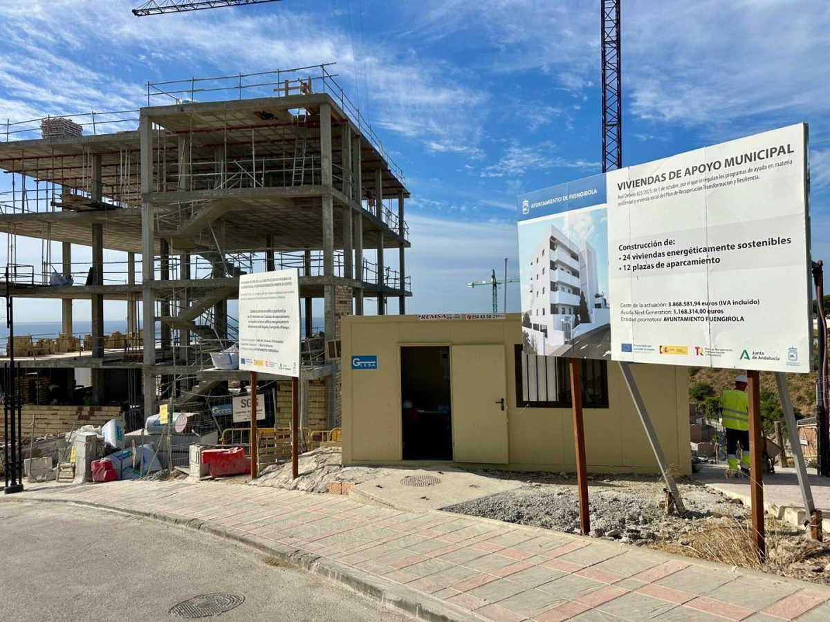 Las nuevas viviendas de Carvajal ya rozan la mitad de su construcción y acercan el alquiler asequible a jóvenes - 550313518 1354801929339698 9169946165554884312 n Las Viviendas de Apoyo Municipal de Carvajal para jóvenes y familias de Fuengirola alcanzan ya el 60% de ejecución. / AYTO FUENGIROLA