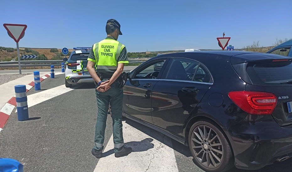 Detenido un motorista acusado de arrollar a un agente de la Guardia Civil en la carretera Alhaurín el Grande-Fuengirola - Agente Guardia Civil de Trafico Agente Guardia Civil de Tráfico