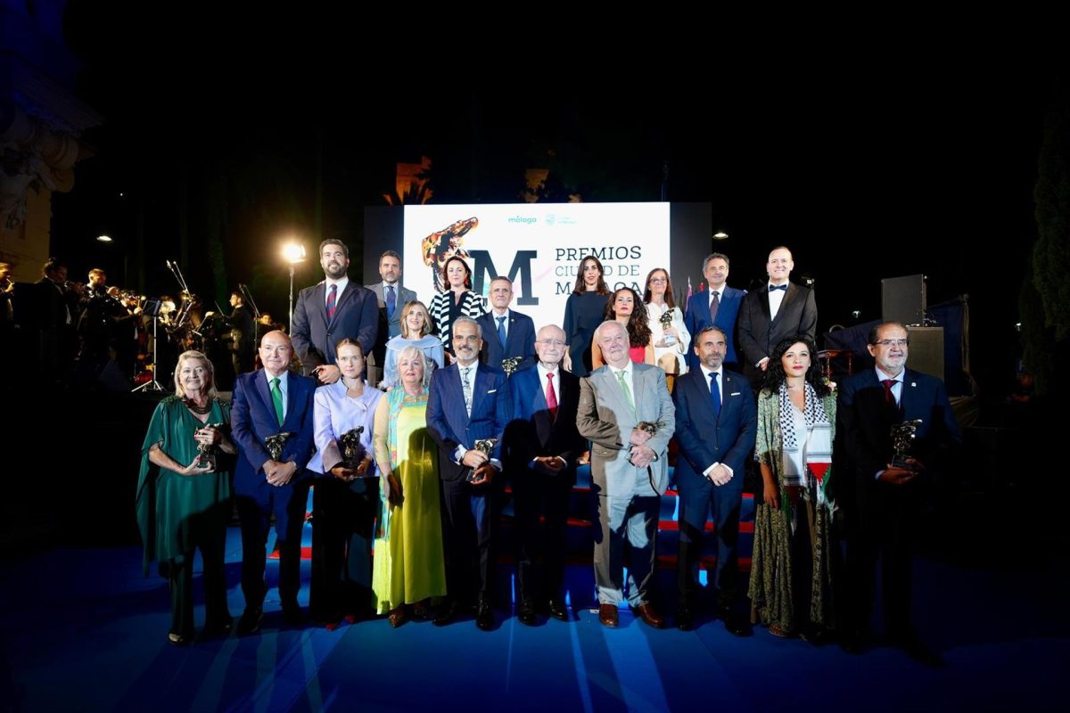 El Ayuntamiento entrega los Premios Ciudad de Málaga 2025: estos son los premiados - Premios Ciudad de Malaga Entrega de los Premios Ciudad de Málaga 2025