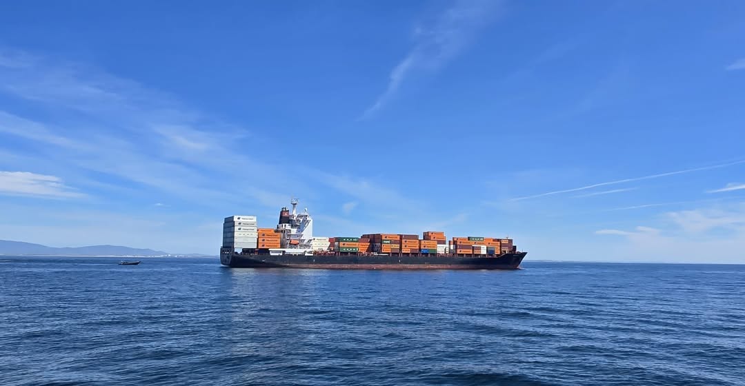 Un ataque armado en altamar destapa un intento de rescate de cocaína en un buque con destino Málaga - mercante Odysseus mercante Odysseus