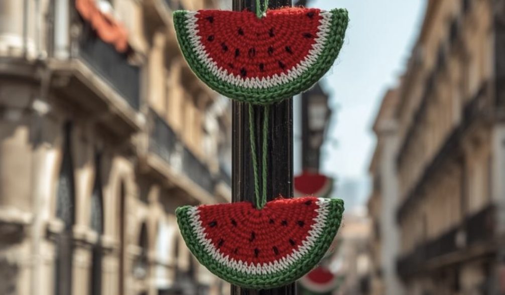 Una profesora propone llenar Estepona de sandías de ganchillo en apoyo a Palestina el próximo 4 de octubre - sandia ganchillo Sandías de ganchillo