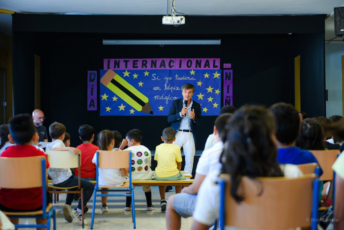 Málaga conmemora el Día Internacional de la Niña con lectura de manifiesto y una charla a escolares - Dia de la Nina Malaga El Ayuntamiento de Málaga conmemora el Día Internacional de la Niña con la lectura de un manifiesto y una charla a escolares de dos mujeres que ejercen profesiones masculinizadas
