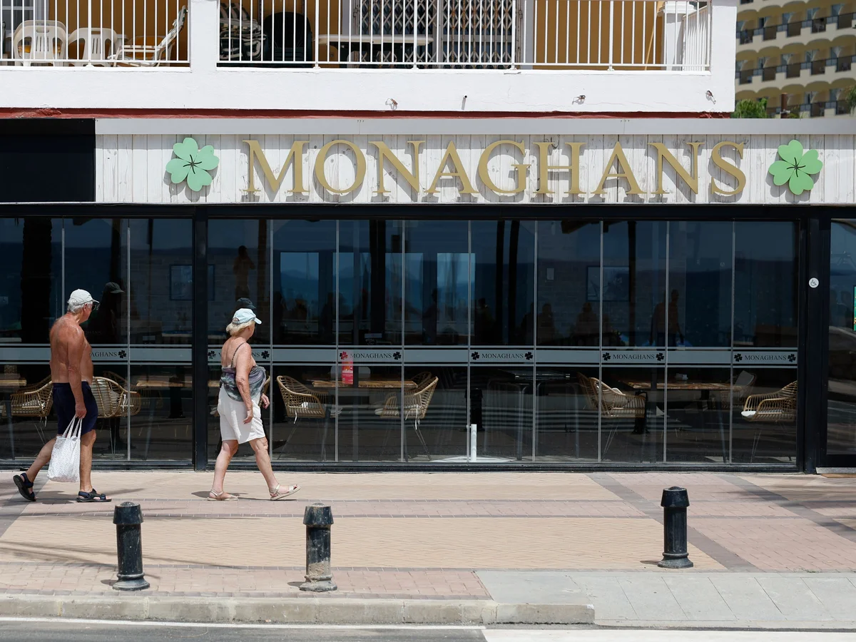 Cuenta atrás para la extradición de Michael Riley, el presunto asesino de dos capos escoceses en Fuengirola - Monaghans Irish Bar Fuengirola Monaghan’s Irish Bar Fuengirola