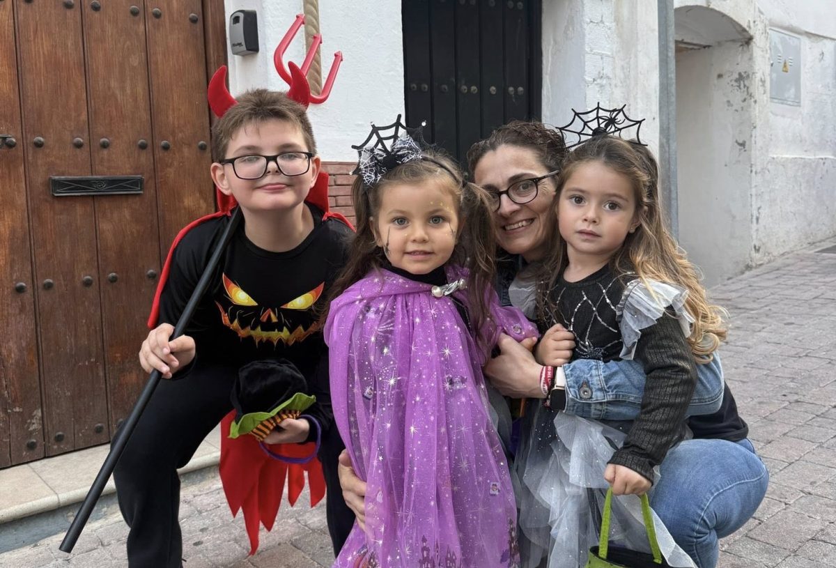 'La boda en el manicomio', una de las actividades con motivo de Halloween en Casares - Halloween Casares horizontal Halloween Casares
