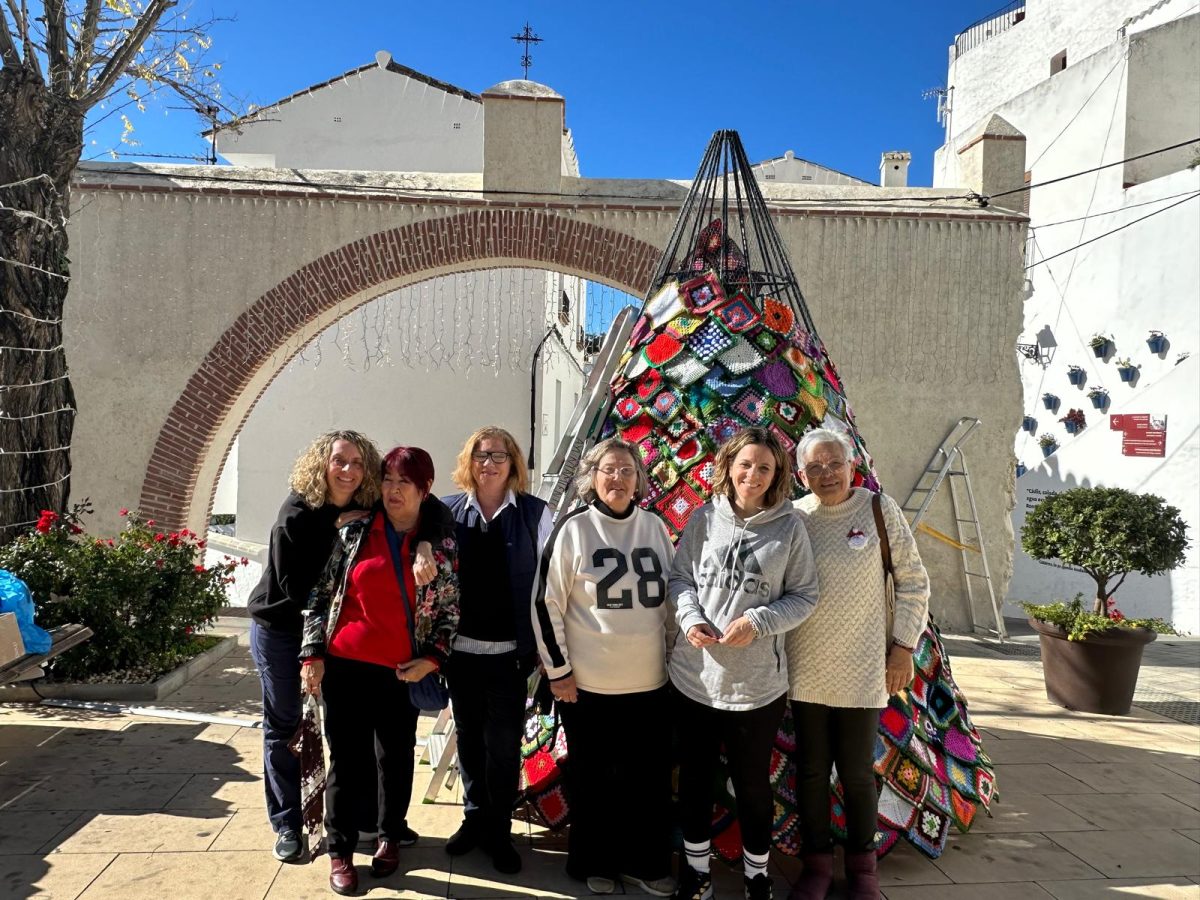 La decoración de crochet llega a Casares esta Navidad - Navidad Casares La decoración de crochet llega a Casares esta Navidad - Navidad Casares
