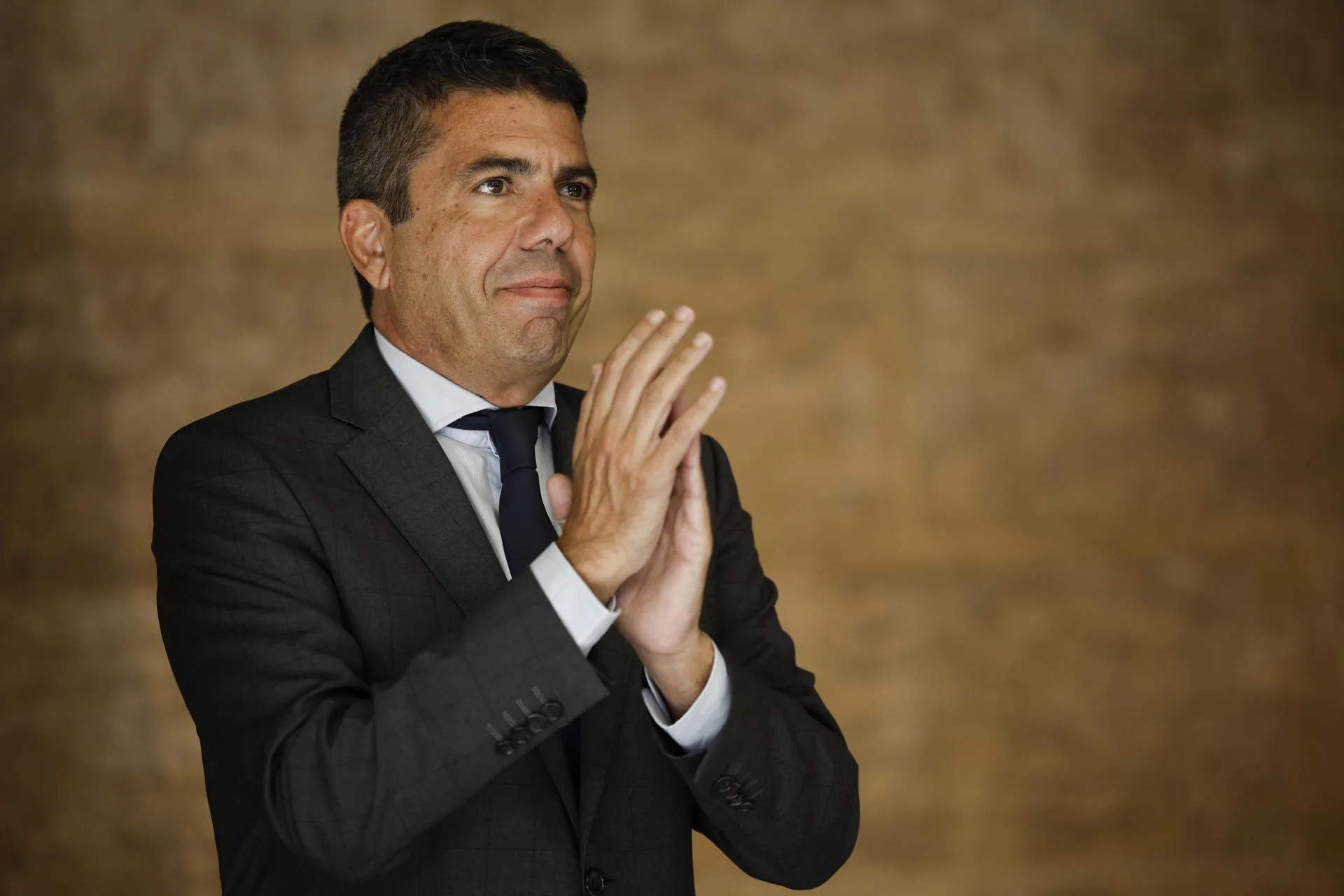 "No puedo más": Carlos Mazón dimite como Presidente de la Generalitat Valenciana - carlos mazon dimision carlos mazon dimision