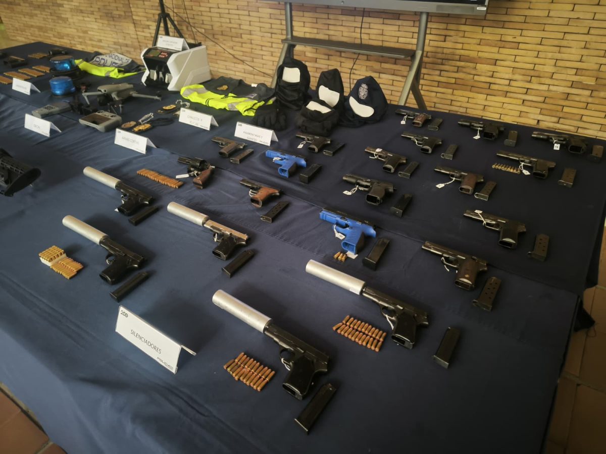 Golpe histórico al crimen organizado en la Costa del Sol: 55 detenidos, siete bandas desmanteladas y un arsenal de guerra incautado en solo un mes - golpe historico crimen organizado costa del sol golpe historico crimen organizado costa del sol