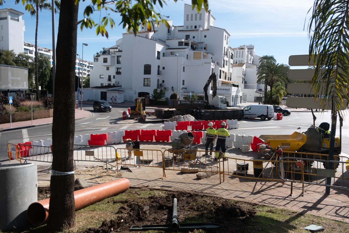 Marbella refuerza el drenaje en el entorno de Juan Belmonte para evitar inundaciones - rotonda juan belmonte marbella puerto banus rotonda juan belmonte marbella puerto banus
