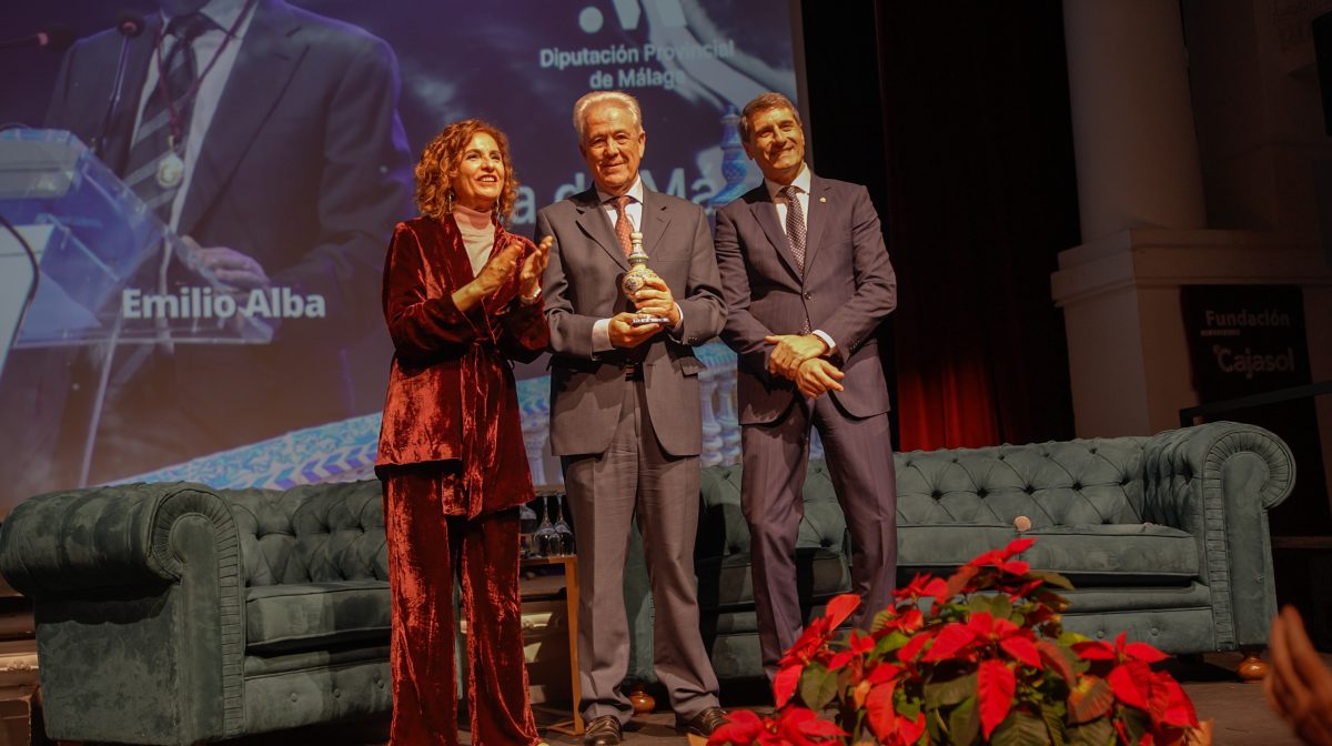 El reconocido oncólogo malagueño Emilio Alba recibe un Premio Plaza de España - 1000166215 El reconocido oncólogo malagueño Emilio Alba recibe un Premio Plaza de España - 1000166215
