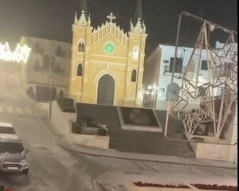 Juanma Moreno llama a extremar la precaución ante la intensa lluvia en Málaga - Lluvia Alhaurin Lluvia en Alhaurín el Grande