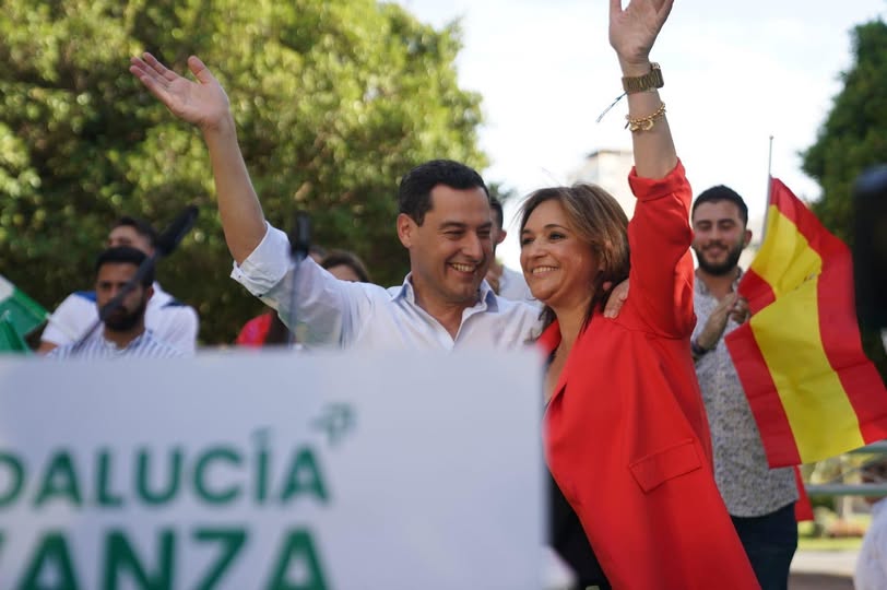Margarita del Cid y Juanma Moreno