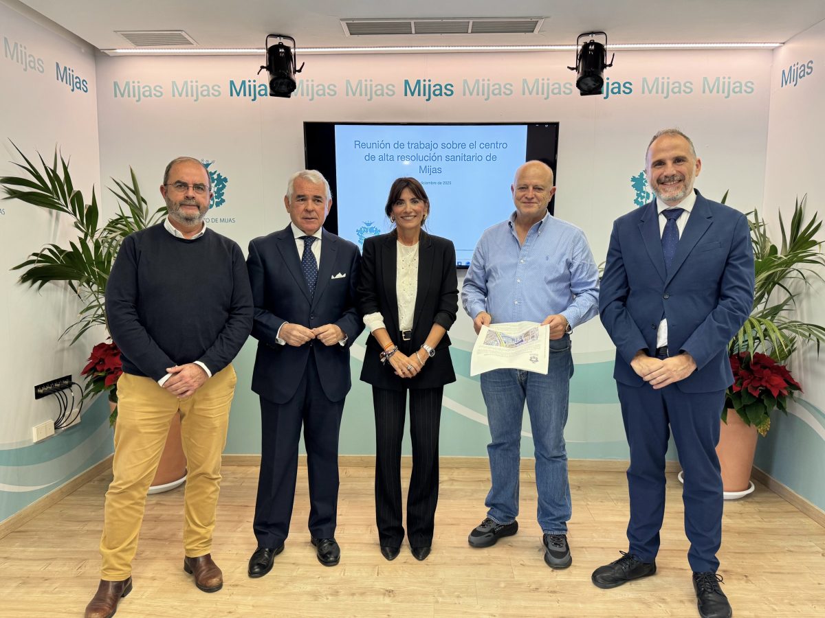 Mijas presenta su proyecto del centro de alta resolución al Colegio de Médicos de Málaga - Reunion Colegio Medicos 13 Reunión con el Colegio de Médicos en Mijas