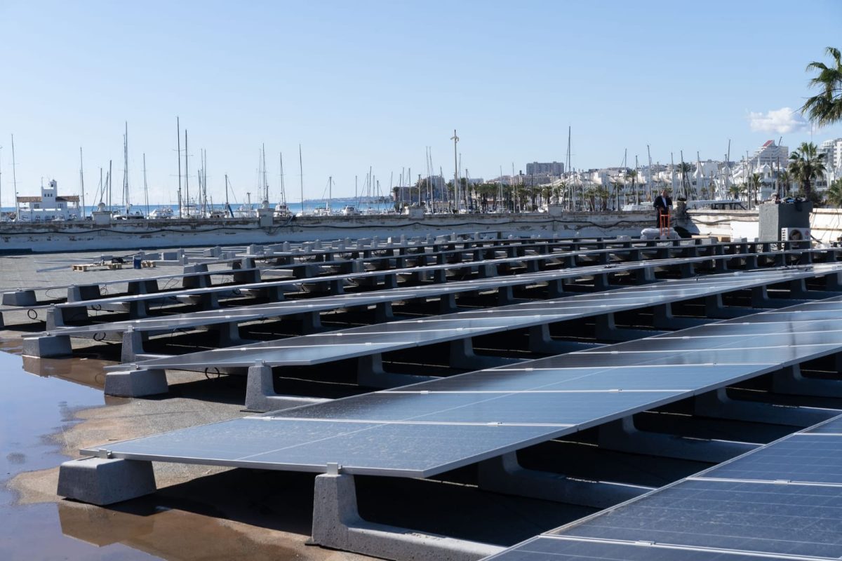 El Puerto Deportivo de Benalmádena instala la segunda mayor planta fotovoltaica del municipio - placas fotovoltaicas puerto deportivo benalmadena placas fotovoltaicas puerto deportivo benalmadena