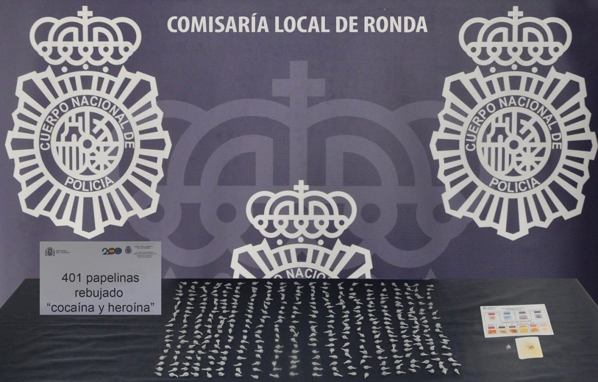 Detenida una pareja en Ronda con más de 400 papelinas de ‘rebujado’ listas para su venta - rebujado intervenido ronda rebujado intervenido ronda